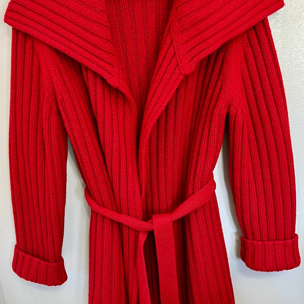 The Limited Lambs Wool - 25’ P-P #Soft 
In excellent condition.